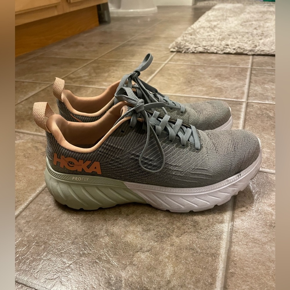 Womens hokas